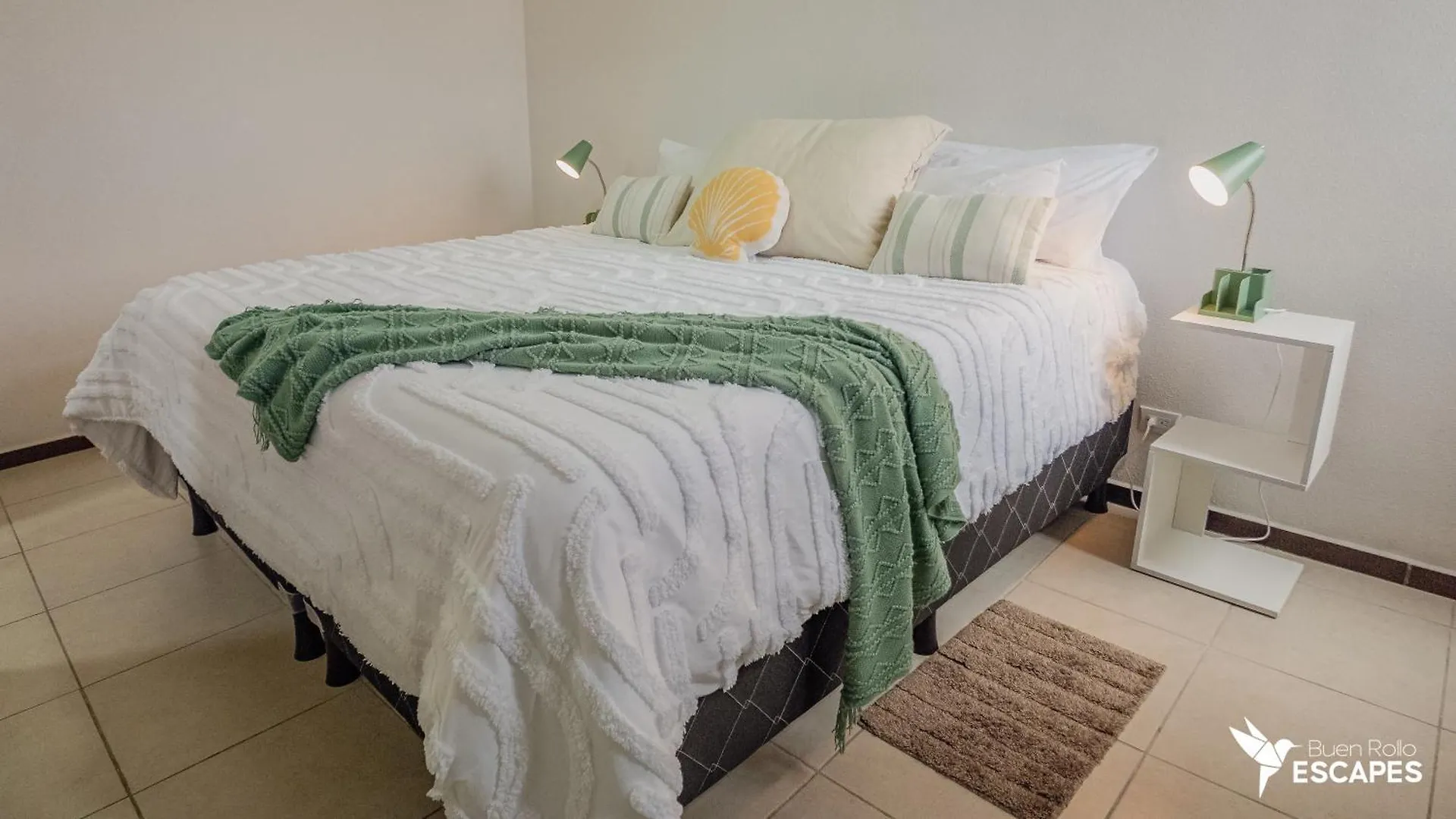 Luxury King Bed With Free Pool & Gym - Parque San Jorge Z11 Apartment Guatemala City