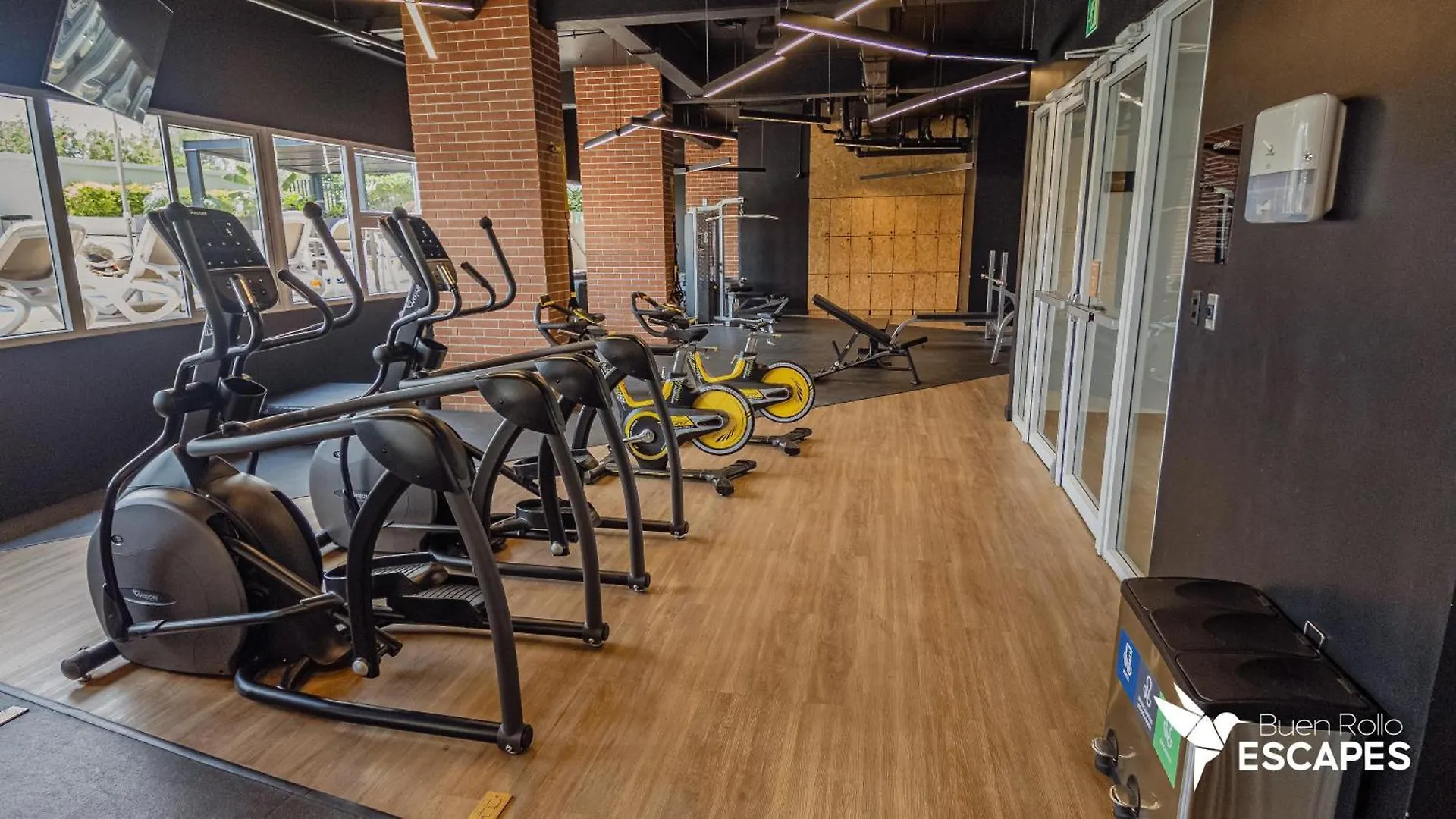Luxury King Bed With Free Pool & Gym - Parque San Jorge Z11 Apartment Guatemala City