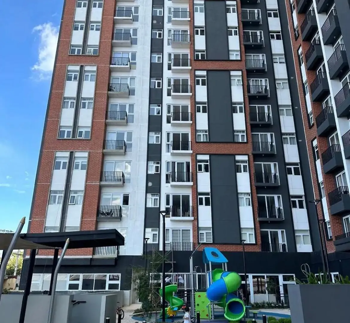 Luxury King Bed With Free Pool & Gym - Parque San Jorge Z11 Apartment Guatemala City